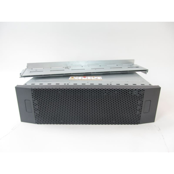 Storage Dell EMC VNX 5300 4x HDs 900GB 3.5 FLARE SAS 10k 2x Controladoras FC e Fontes Reduntantes