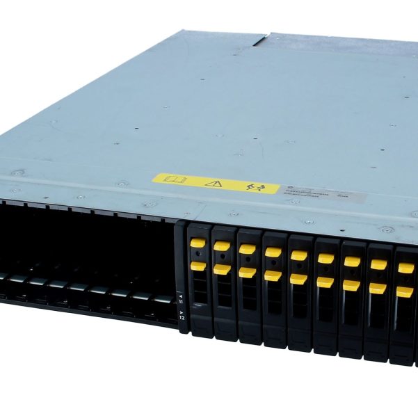 Storage HP 3PAR 7200 24x HDs 480GB SFF 2.5 SAS 10k 2x Controladoras FC e Fontes Reduntantes QR482
