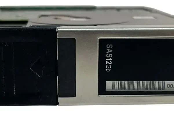 HD 8TB Dell EMC VNX SAS 12G 7.2k 3.5 HUH72808CLAR8000